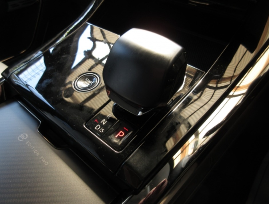 2025 Range Rover 7AA-L12449A SAL1A2A97SA444377 — photo 15