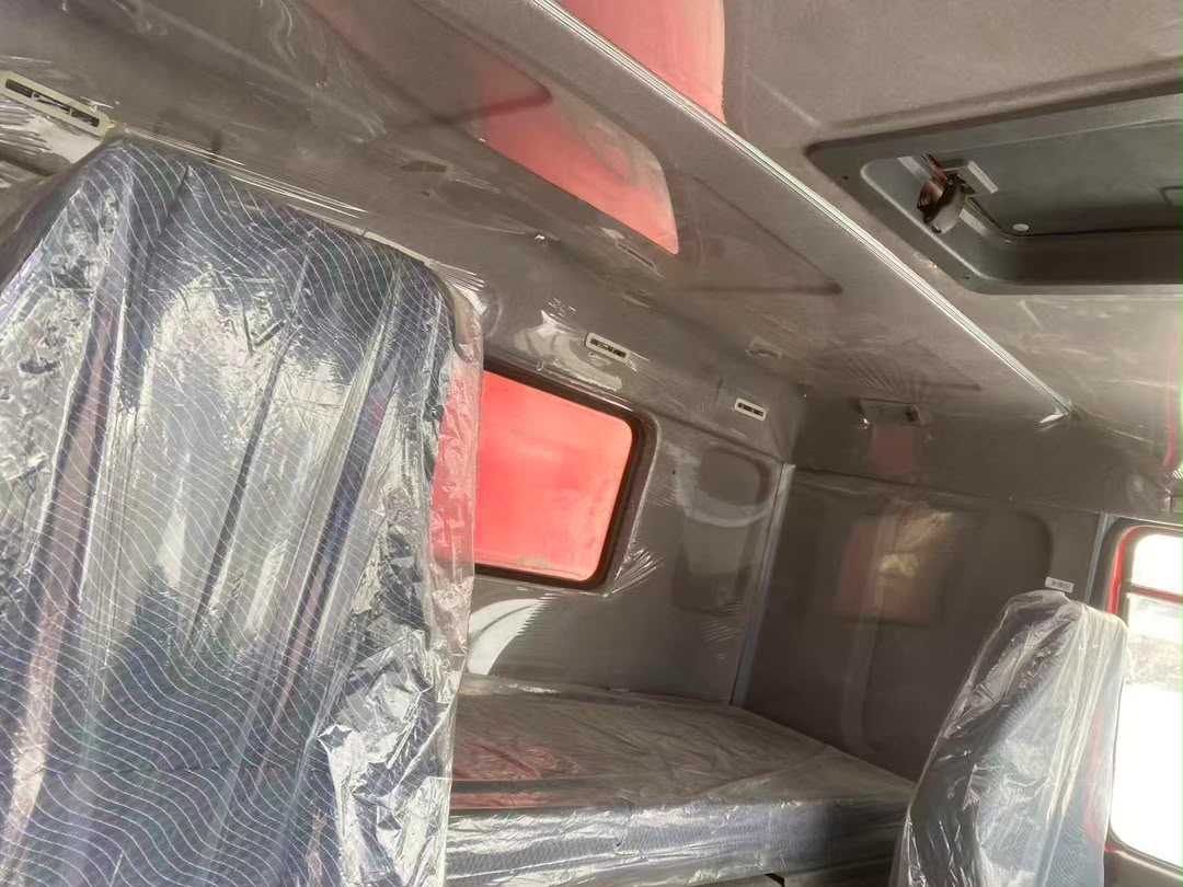 2021 DUMP TRUCK HOWO — photo 2