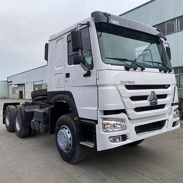 2023 howo 6x4 tractor Iowbed 3 Axles