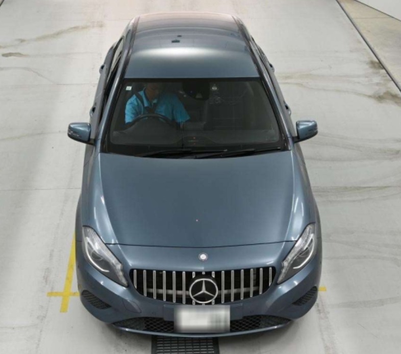 2023 MERCEDES-BENZ A180 — photo 8