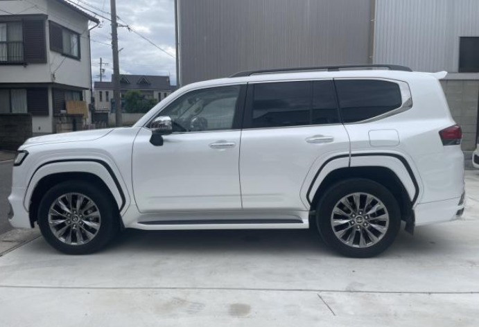 2024 TOYOTA LAND CRUISER — photo 4