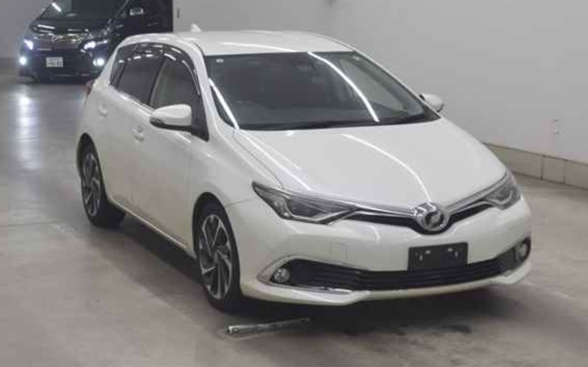 2015 TOYOTA Auris 120T — photo 11