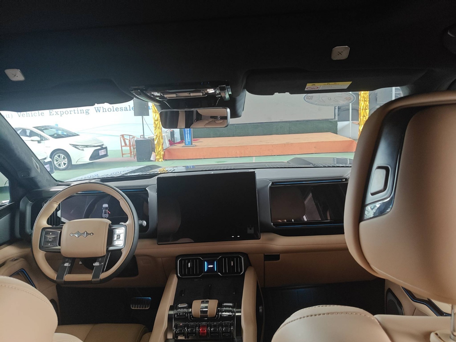 2025 BYD Equation Leopard 8 — photo 4