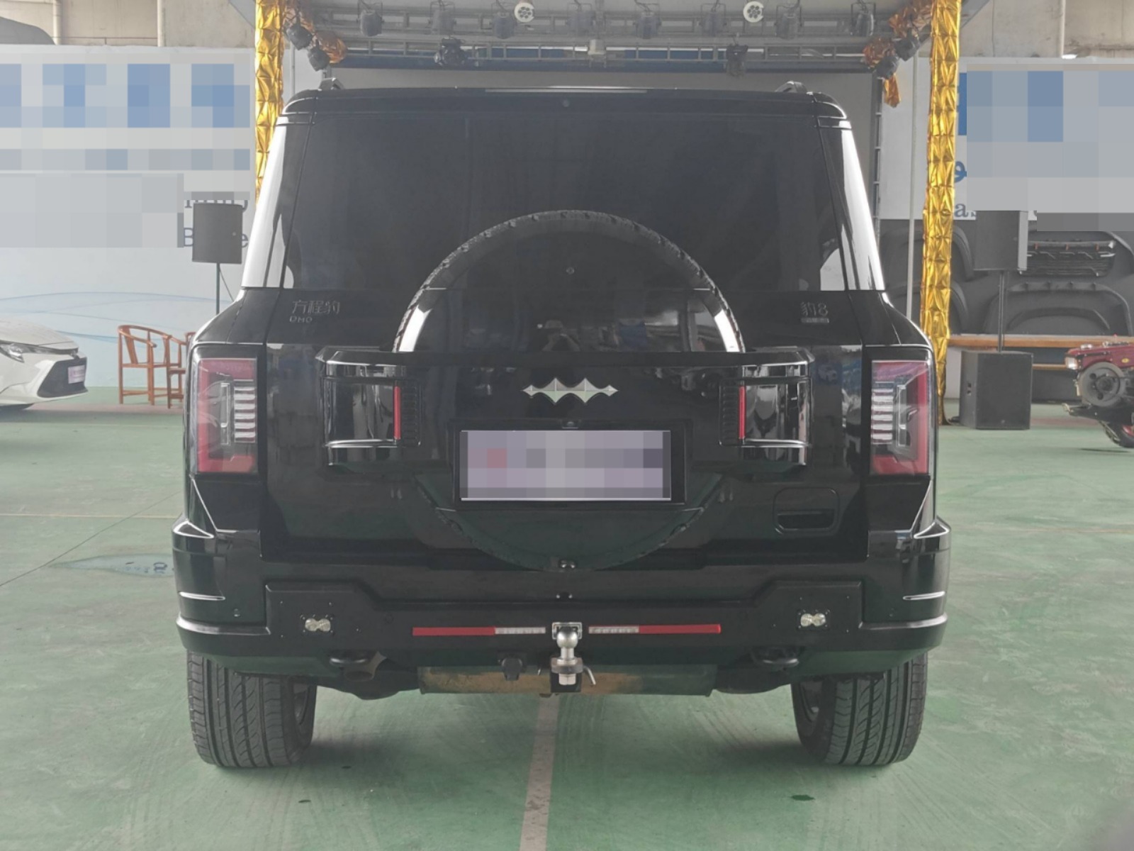 2025 BYD Equation Leopard 8 — photo 12