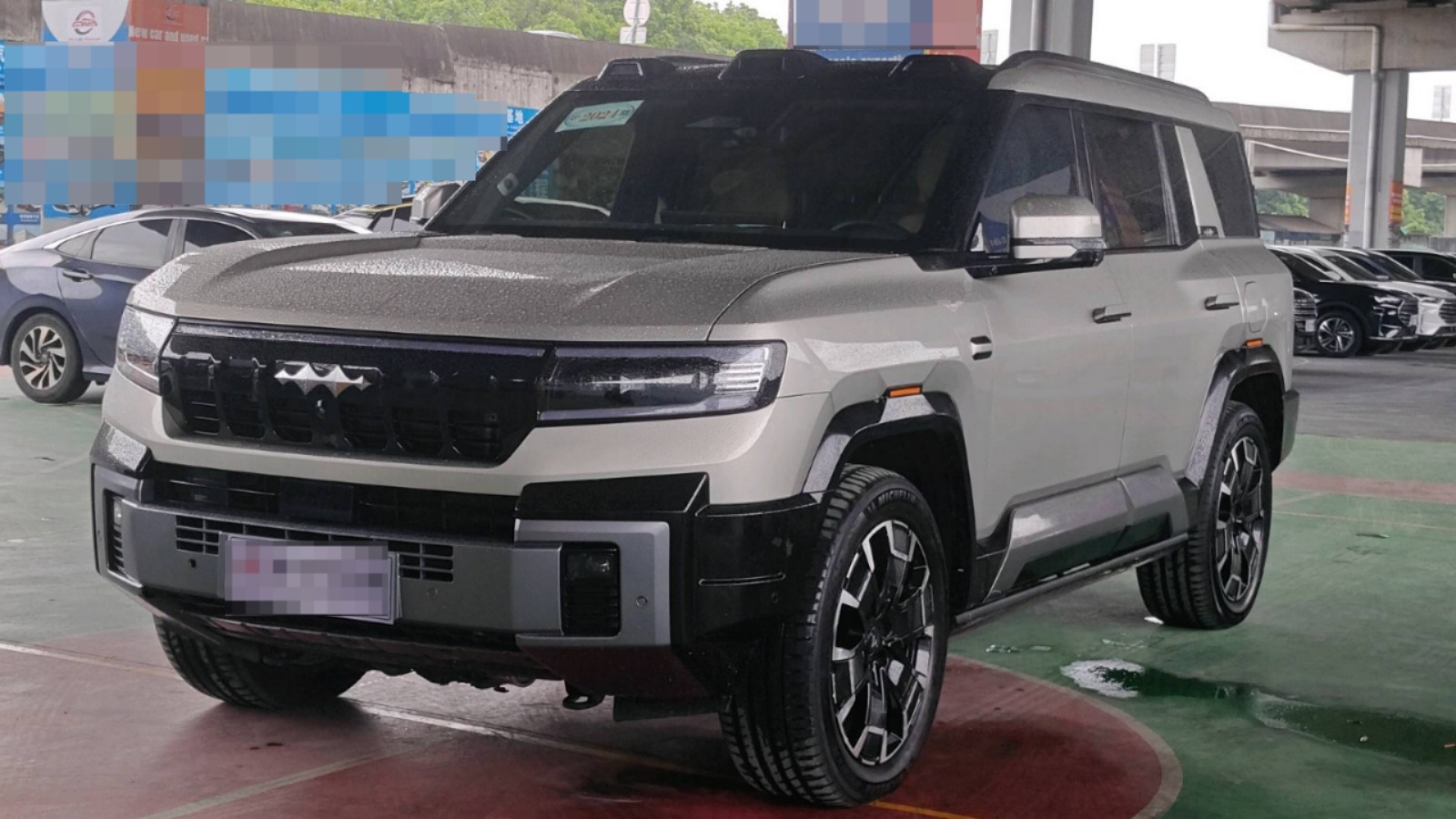 2025 BYD Leopard 8 — photo 8