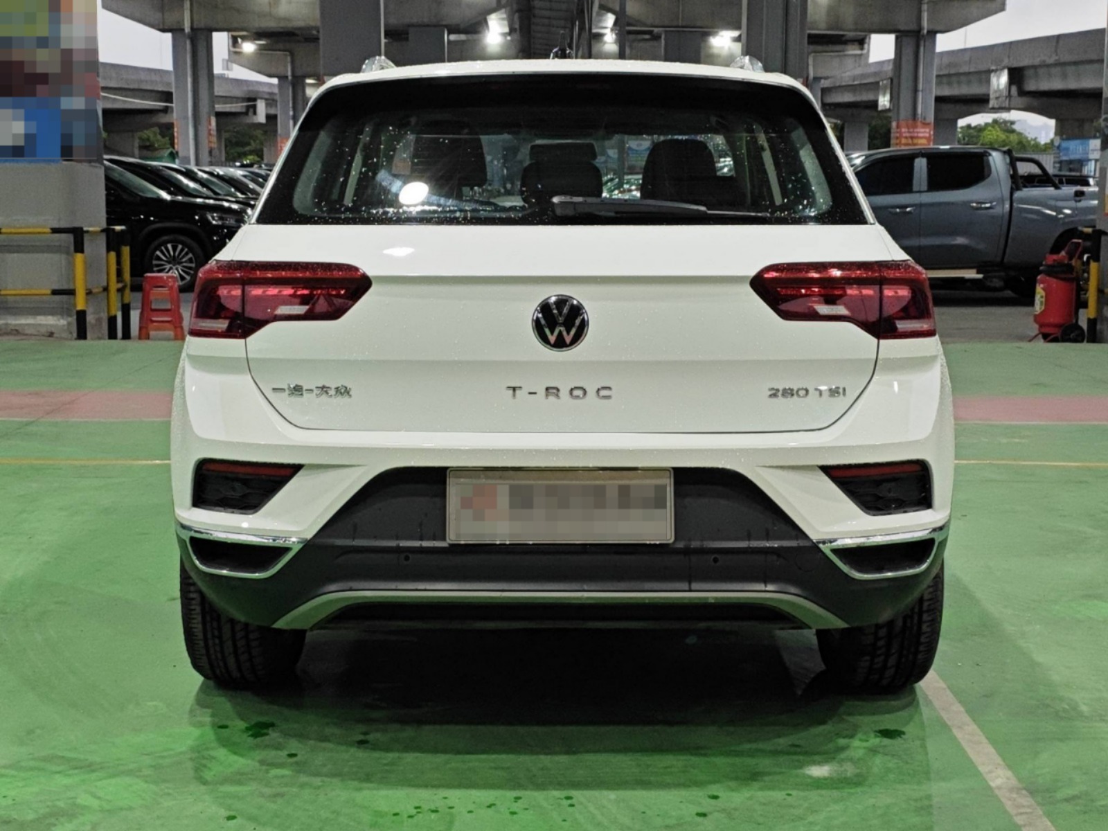 2023 Volkswagen T-ROC — photo 11
