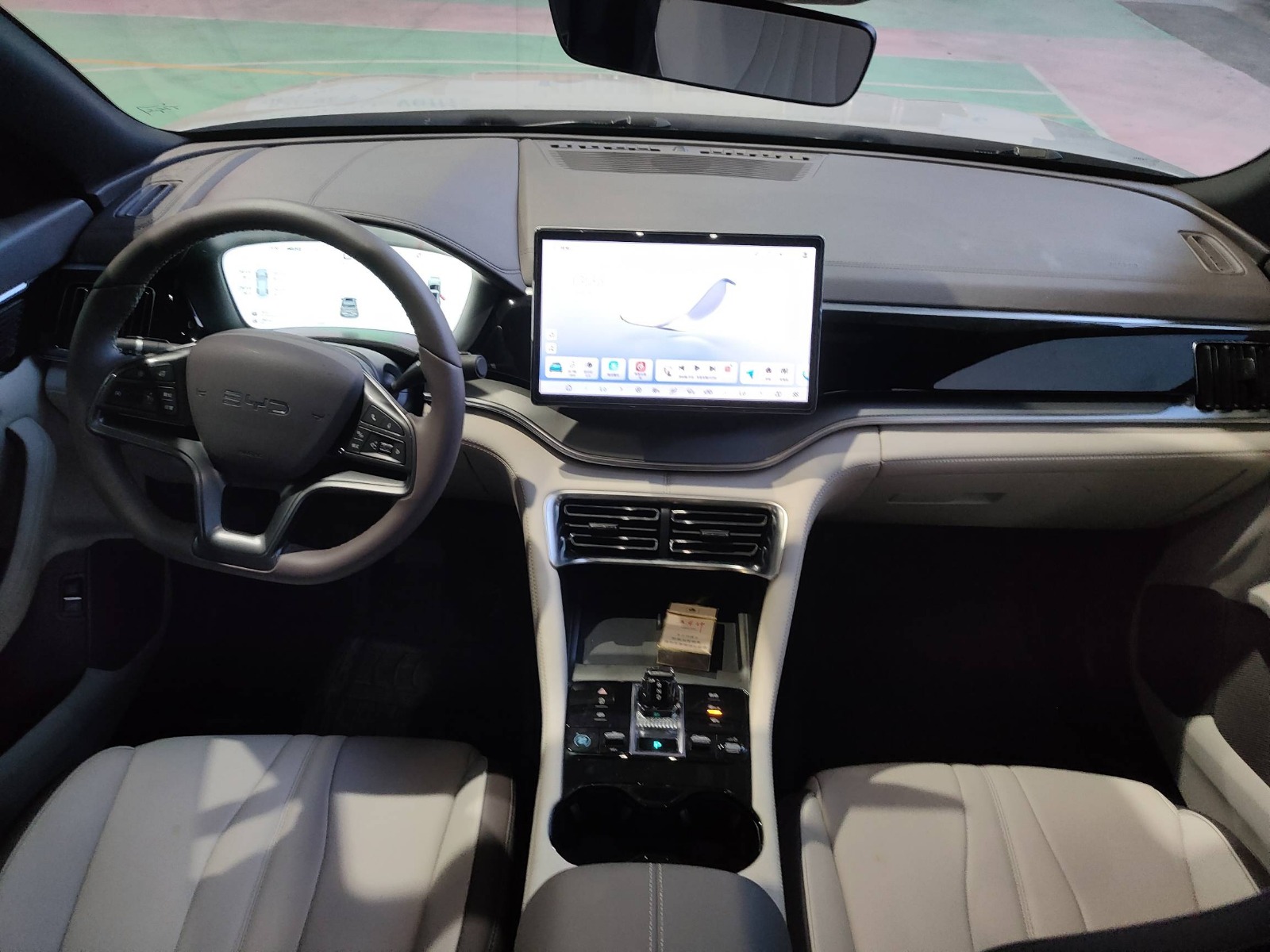 2025 BYD SONG PLUS — photo 2