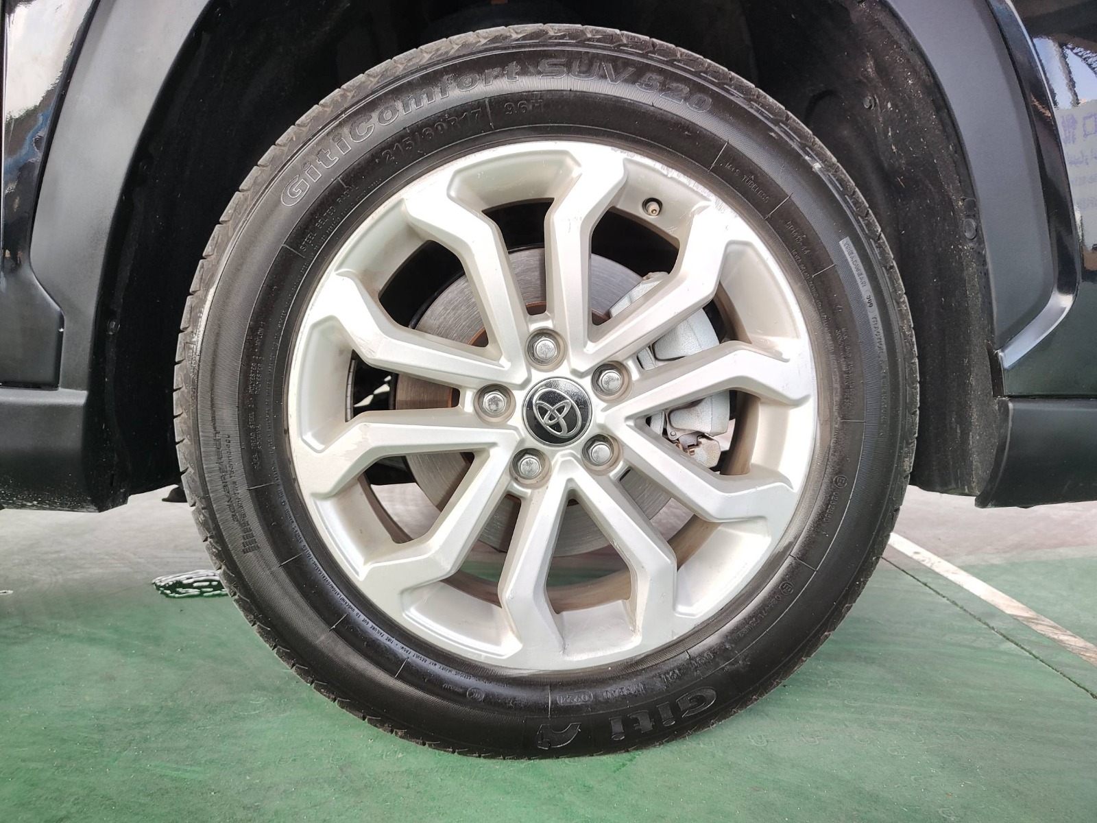 2025 Toyota Land Cruiser — photo 5