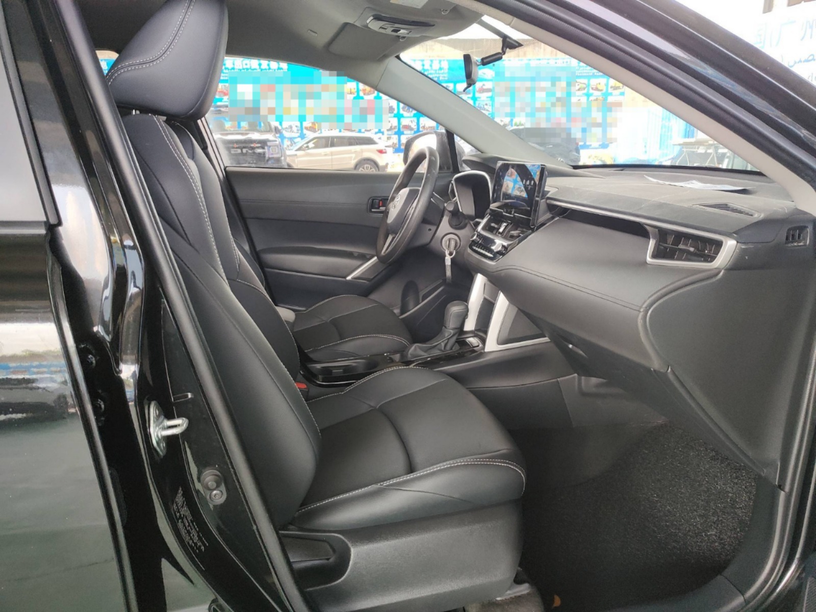 2025 Toyota Land Cruiser — photo 8