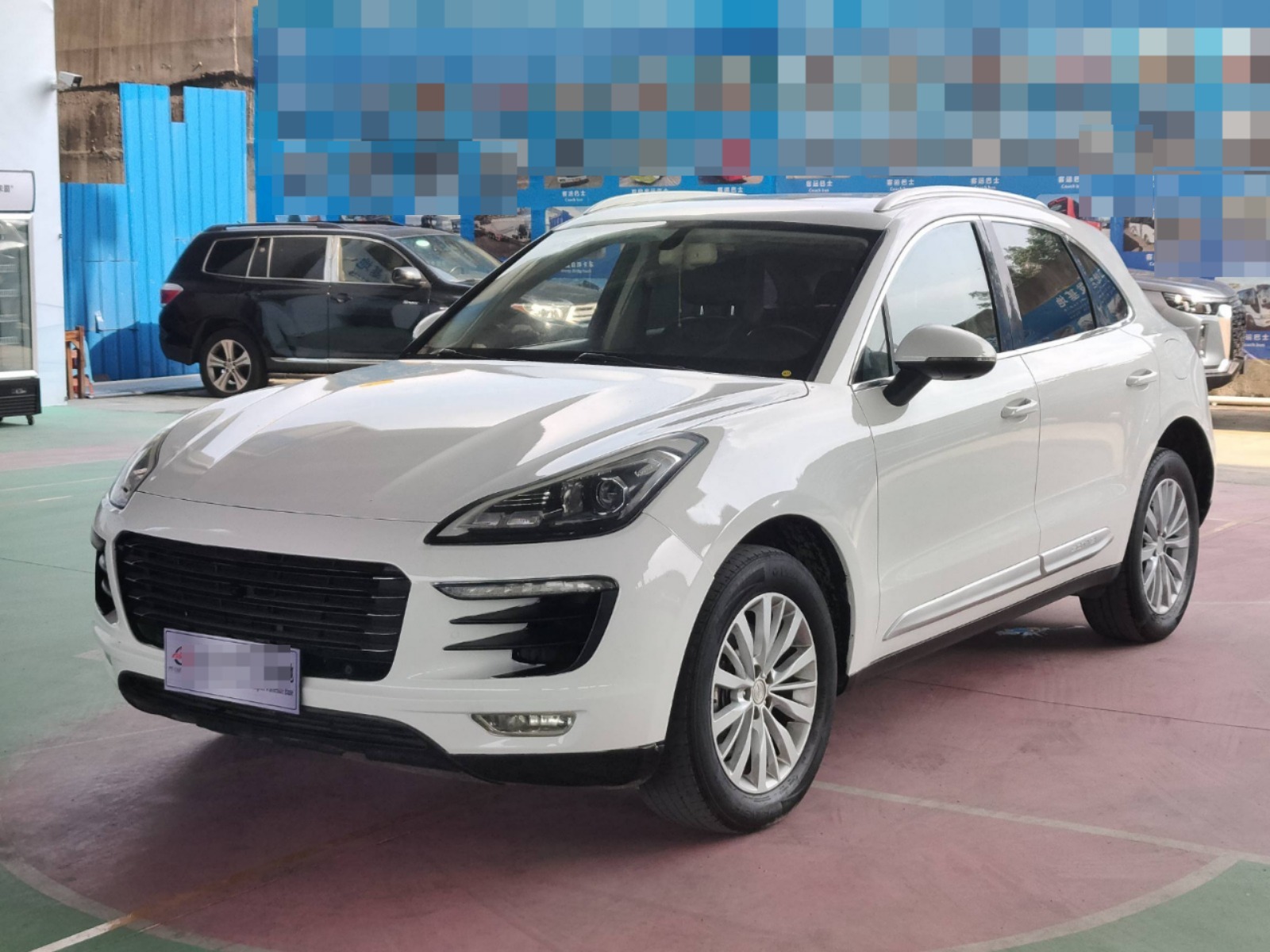 2017 Zotye SR9 — photo 7