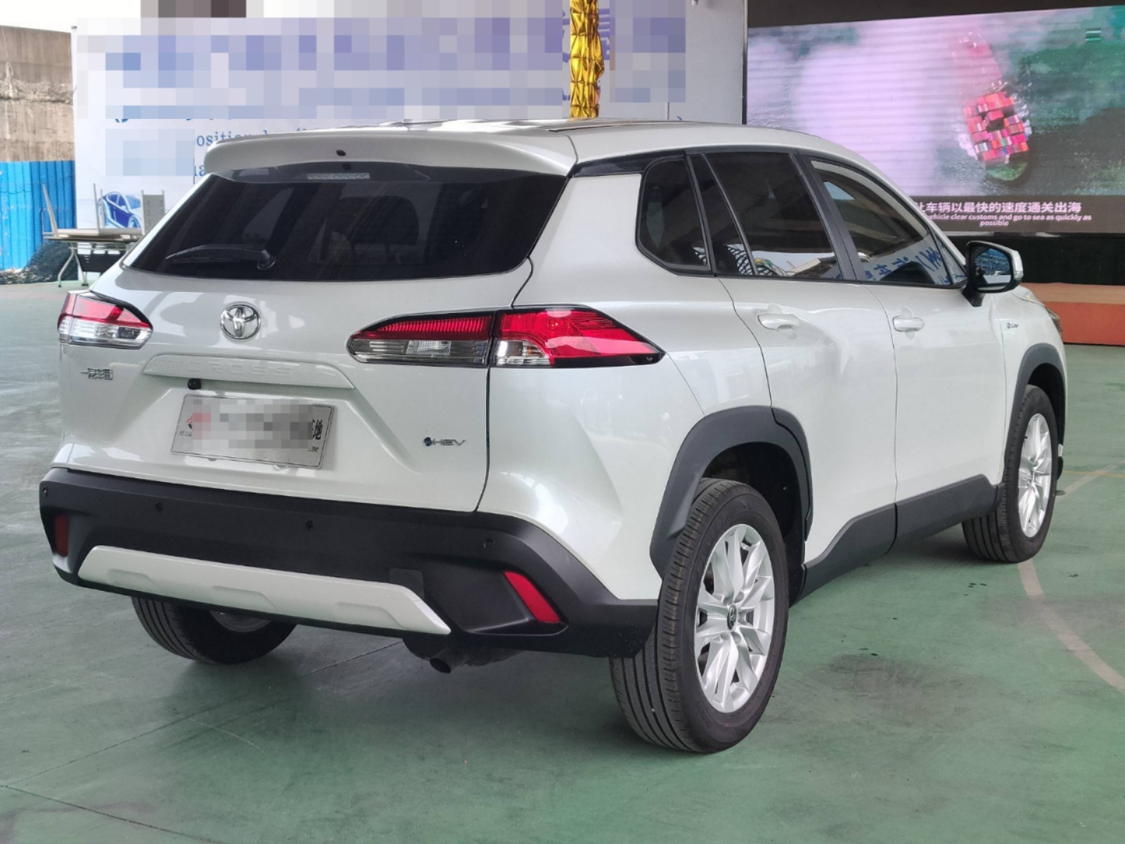 2025 Toyota Corolla — photo 11