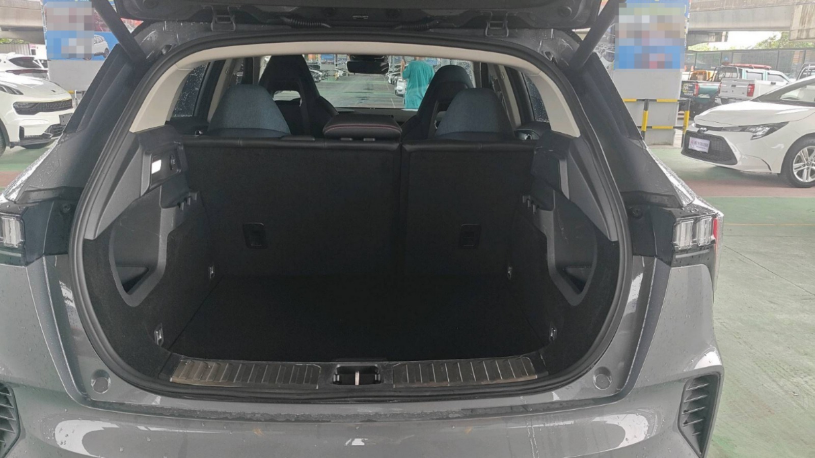 2021 Lynk And Co 06 — photo 2