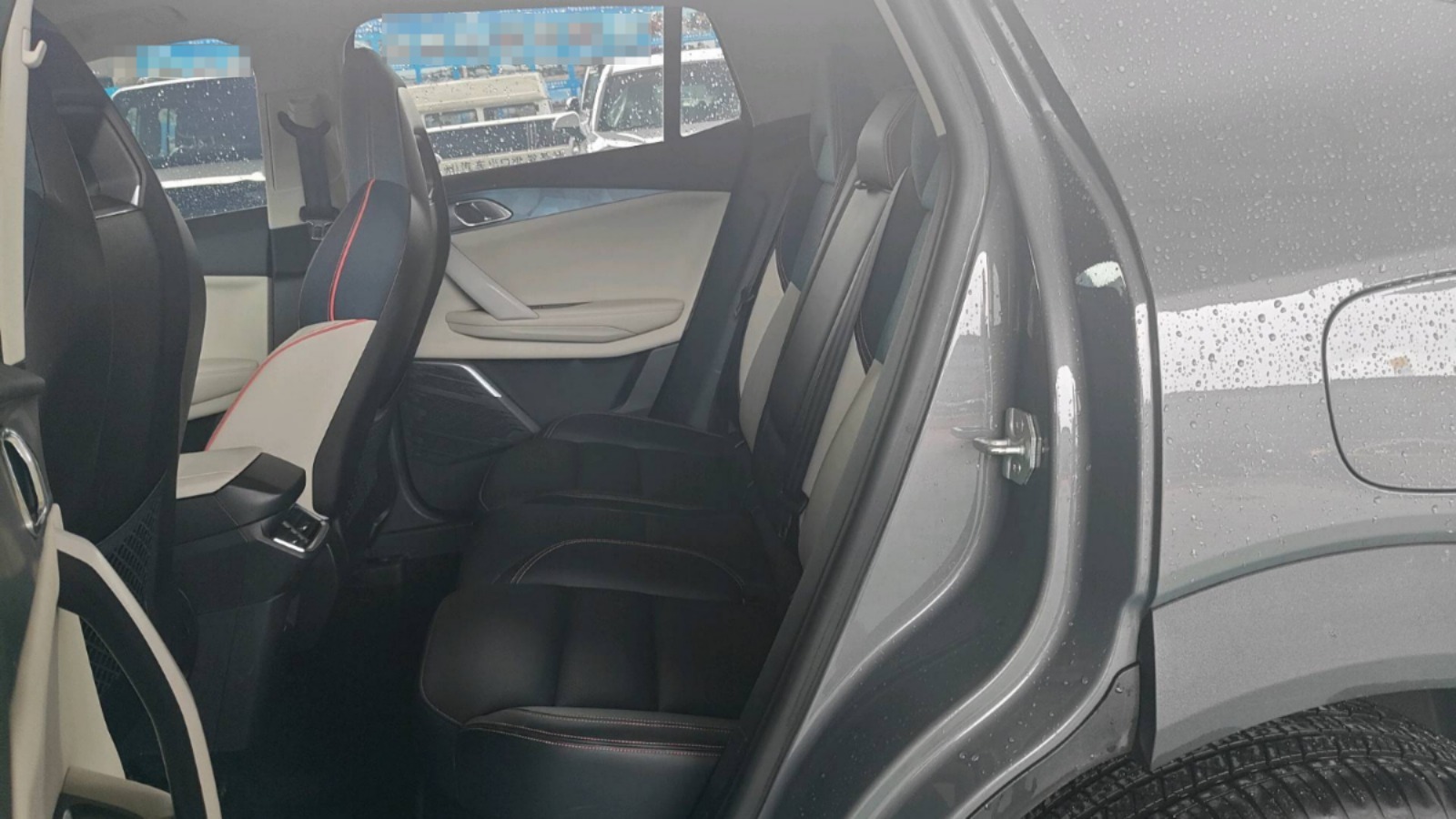 2021 Lynk And Co 06 — photo 12
