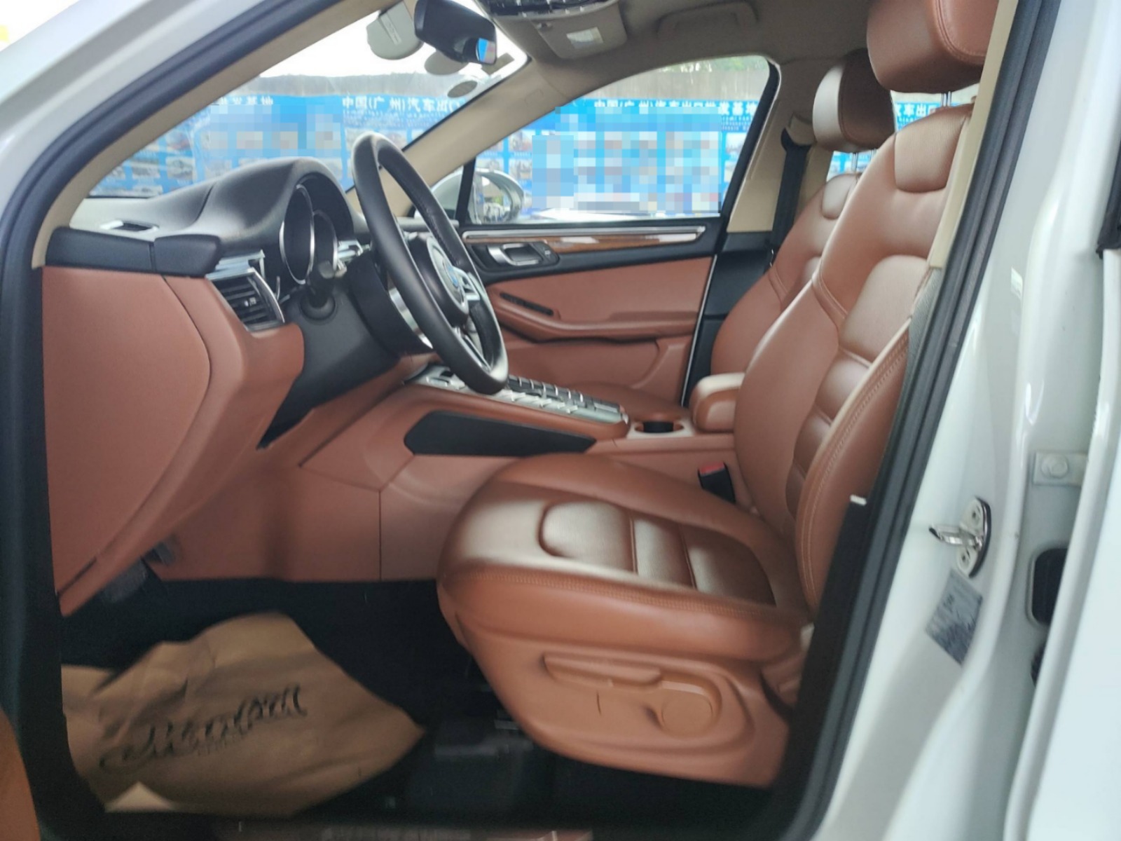 2017 Zotye SR9 — photo 9