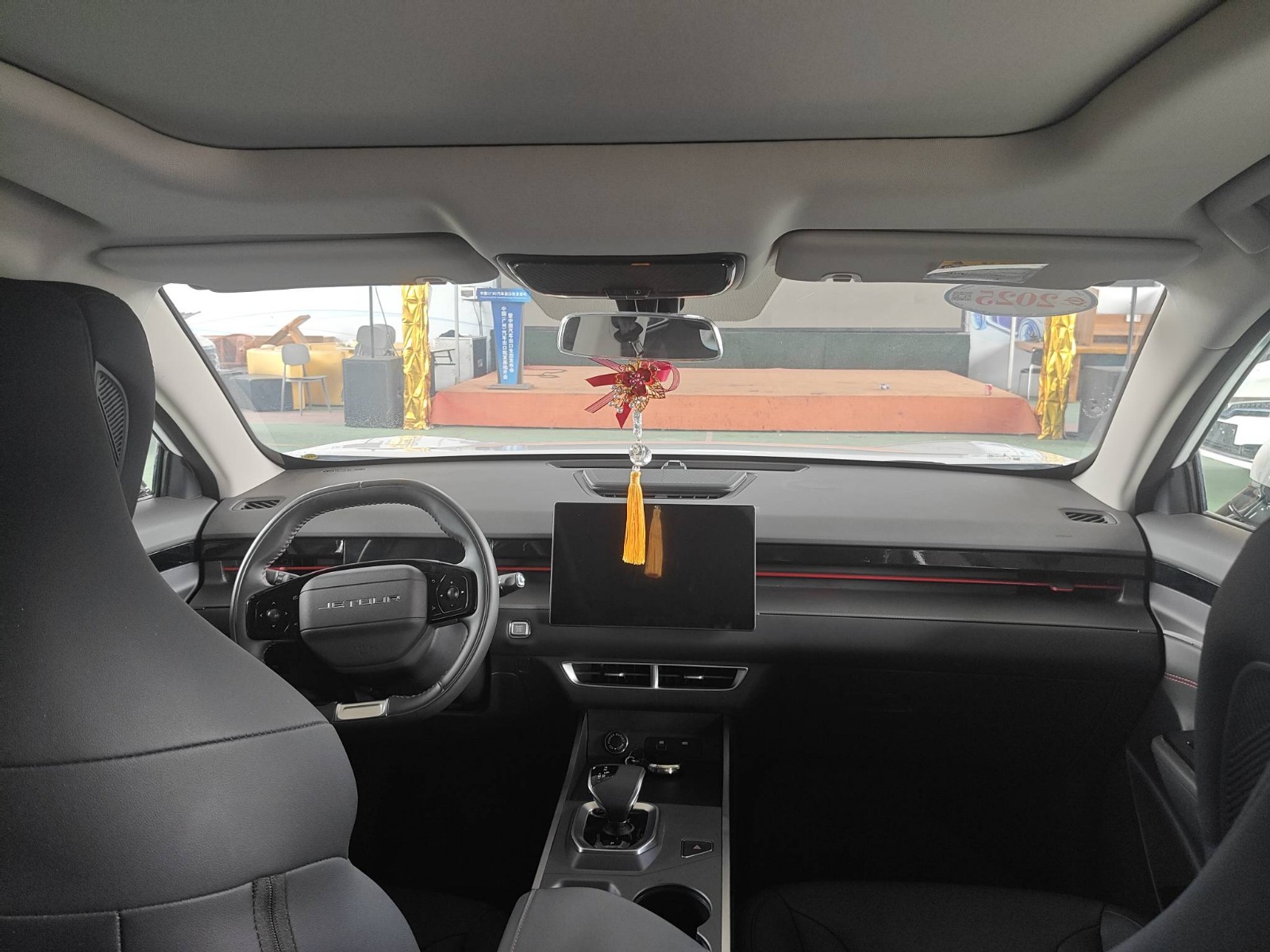2025 Jetour Dashing — photo 3