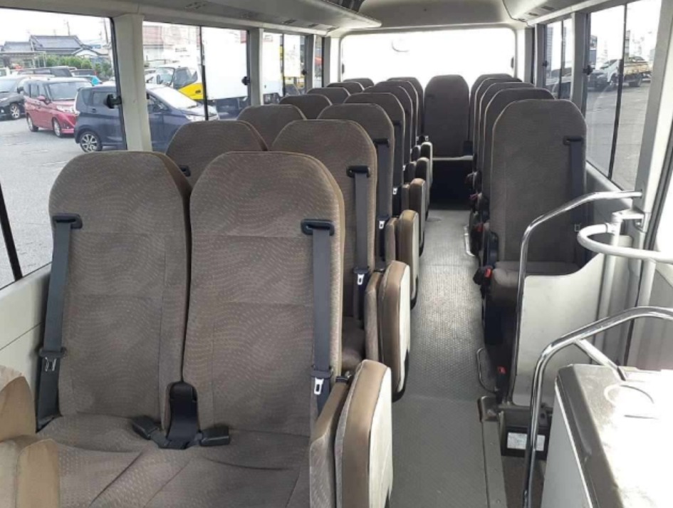2011 TOYOTA Coaster — photo 2