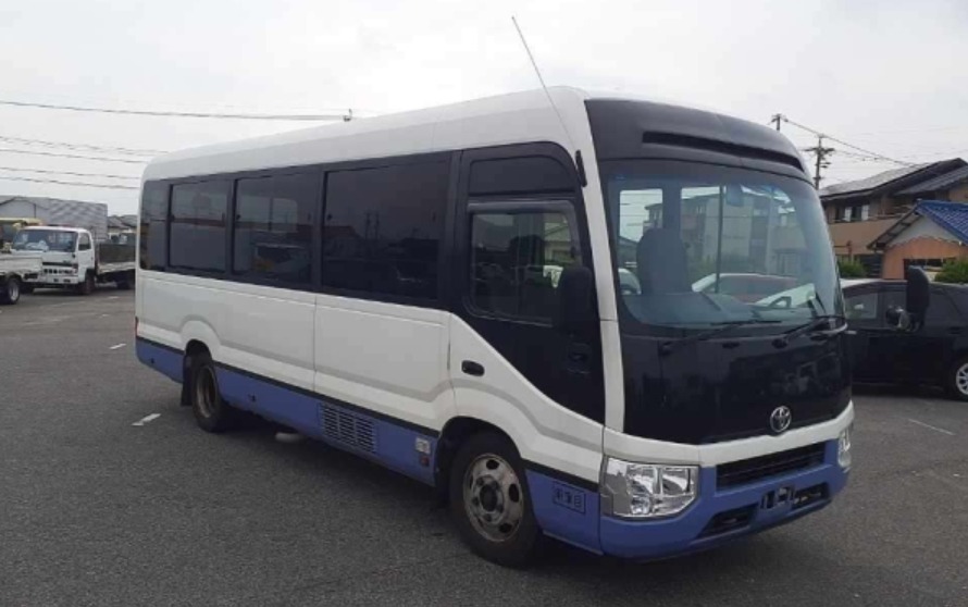 2011 TOYOTA Coaster — photo 3
