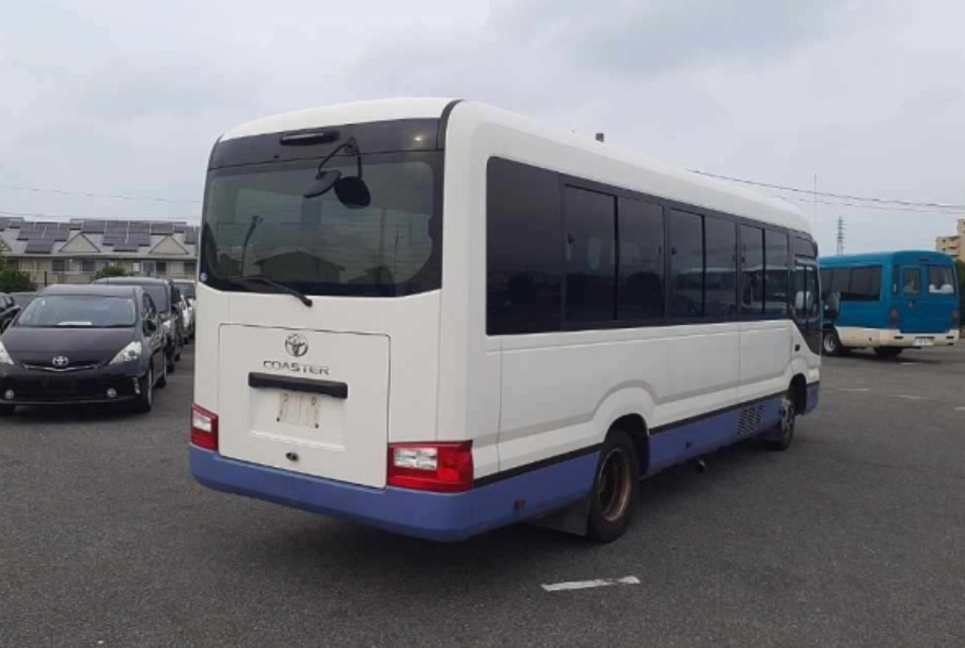 2011 TOYOTA Coaster — photo 6