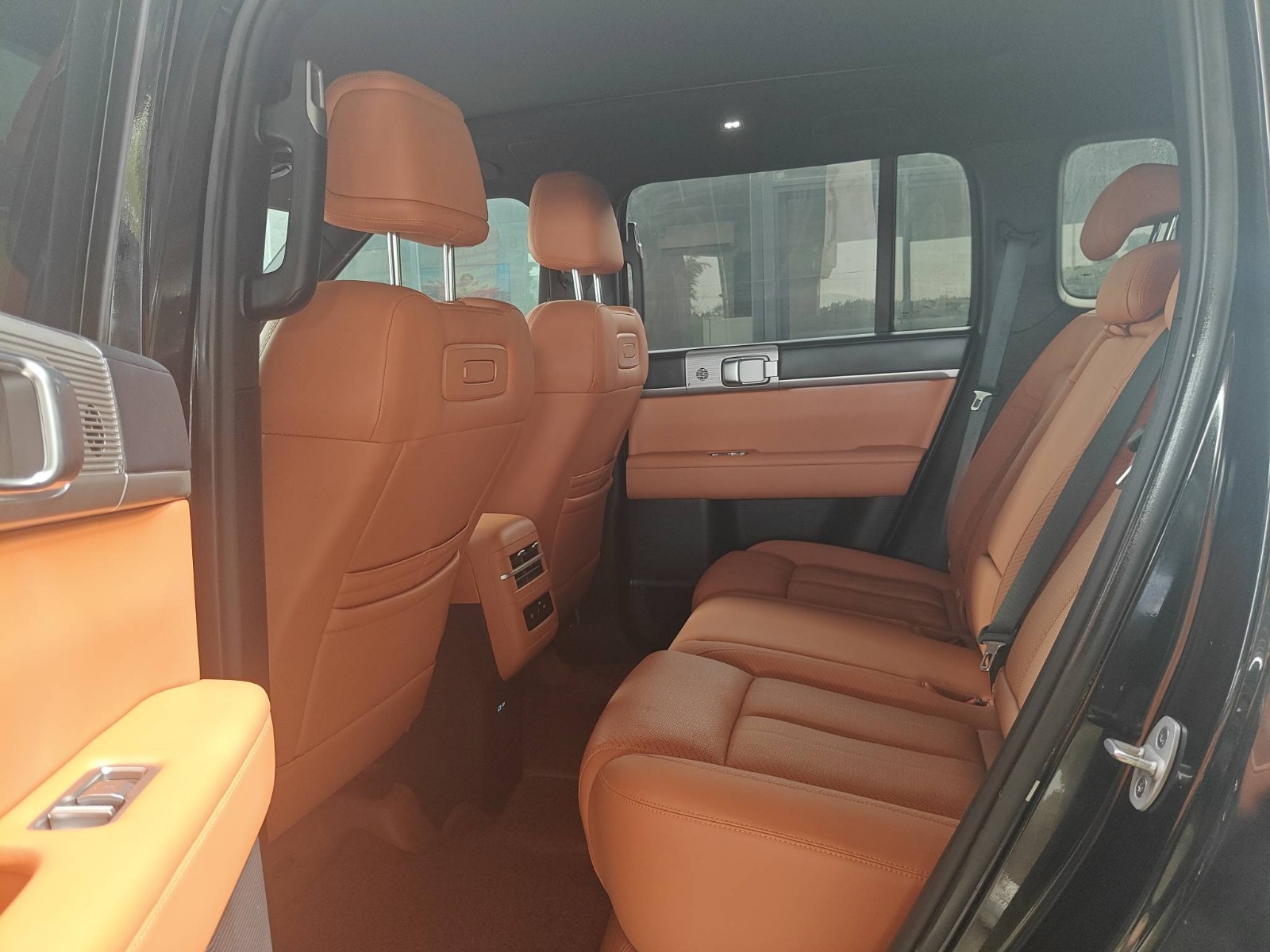 2025 BYD Leopard Titanium 7 — photo 3