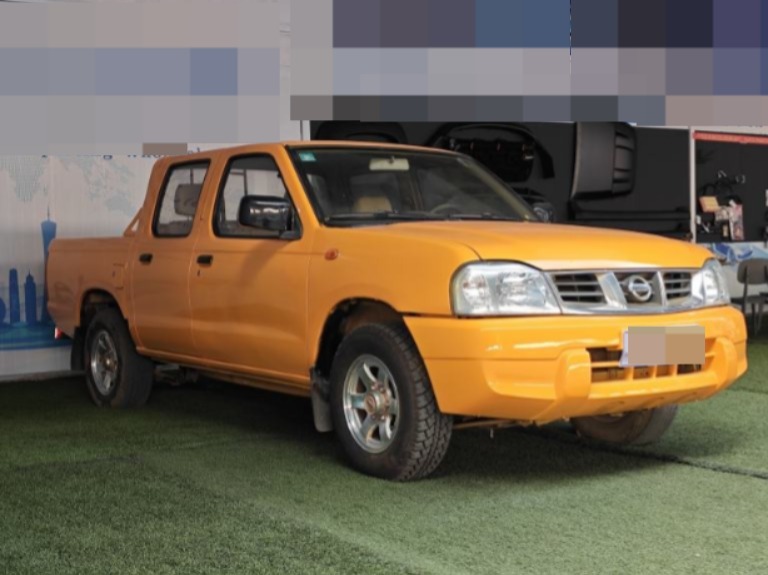 2013 Nissan D22 — photo 5