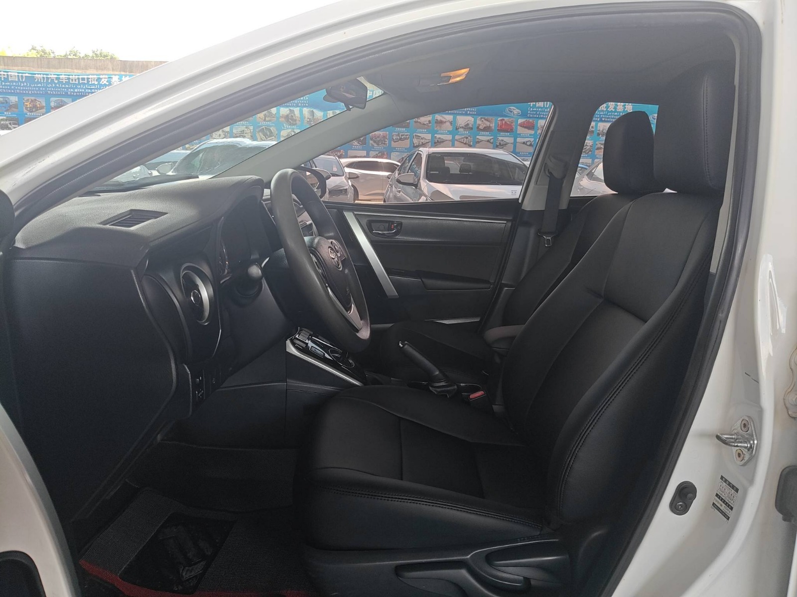 2021 Toyota Corolla Hybrid E+ — photo 2
