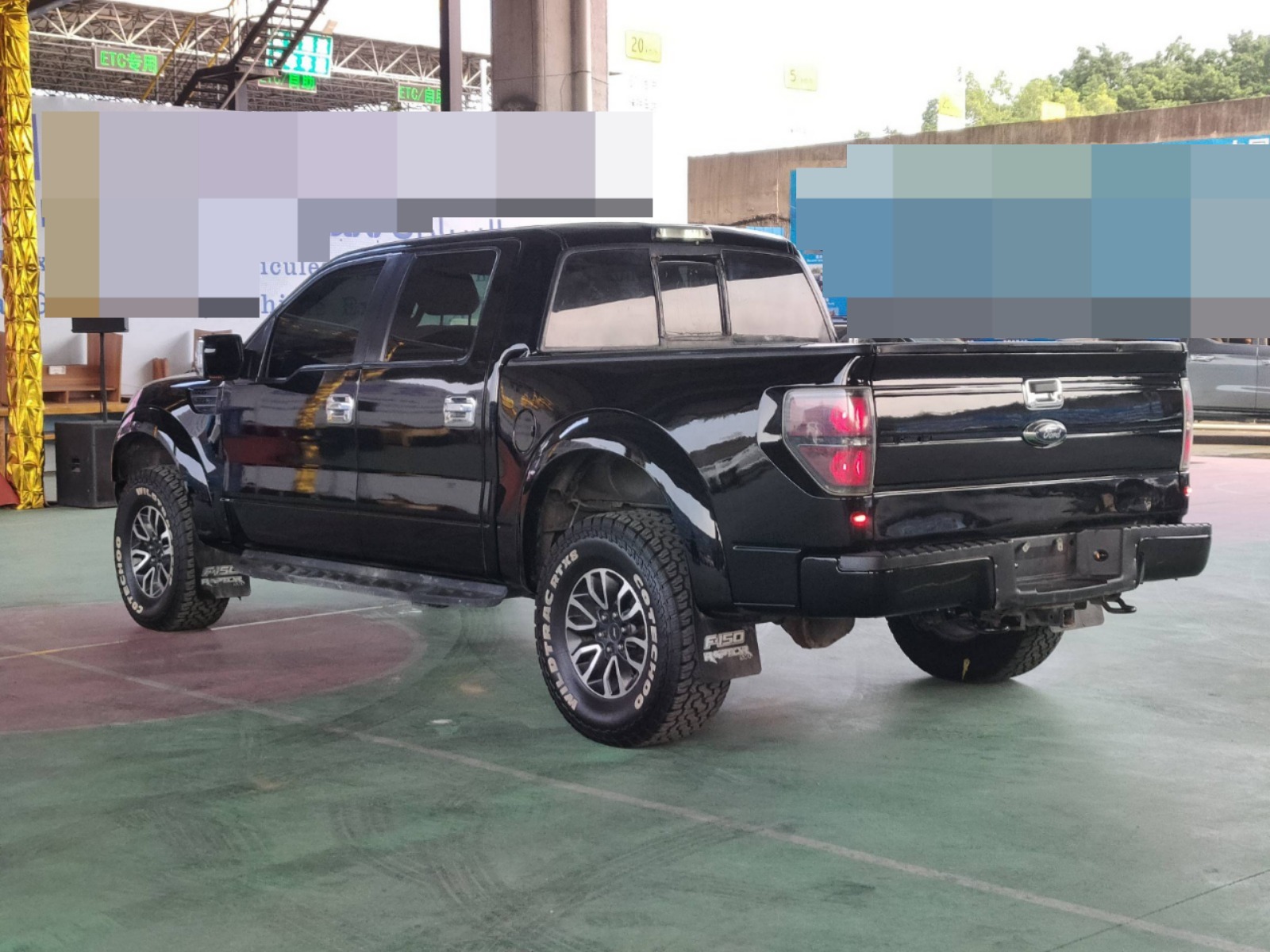 2014 Ford F-150 Raptor — photo 8