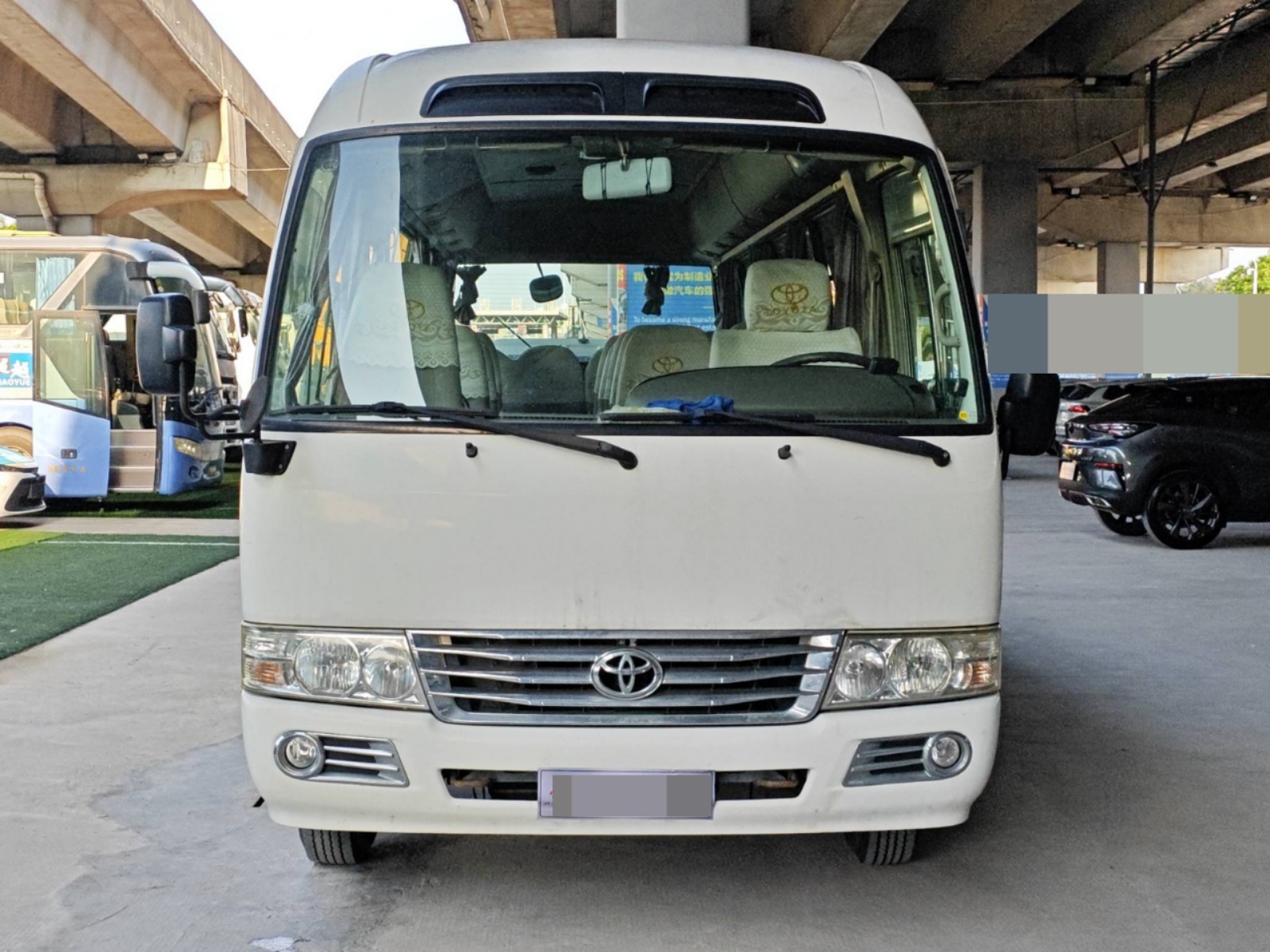 2004 Toyota Coaster Minibus — photo 12