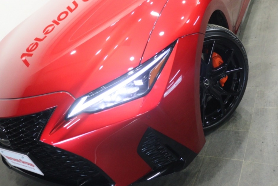 2025 Lexus IS 300h — photo 6