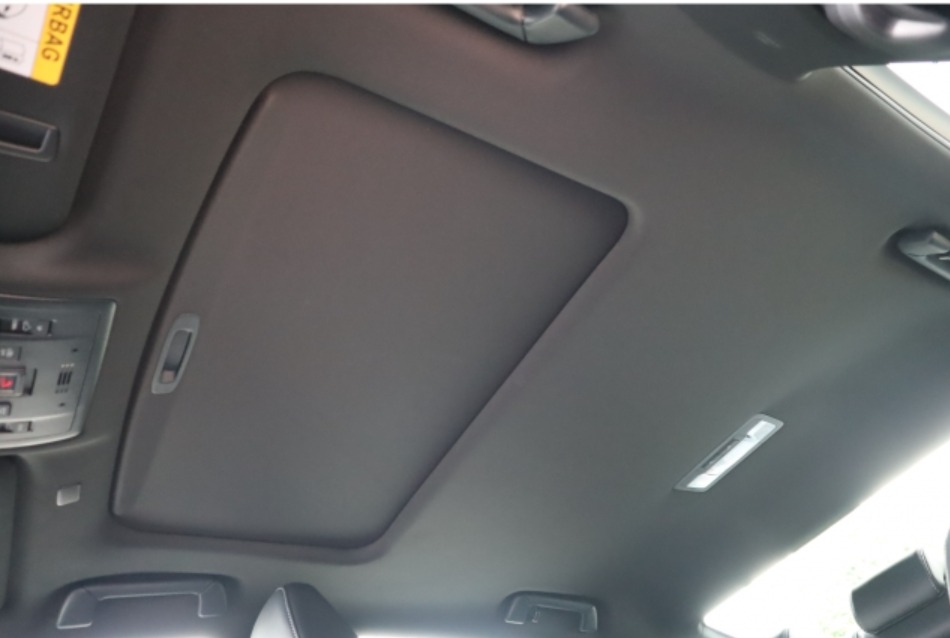 2025 Lexus IS 6AA-AVE30 — photo 3