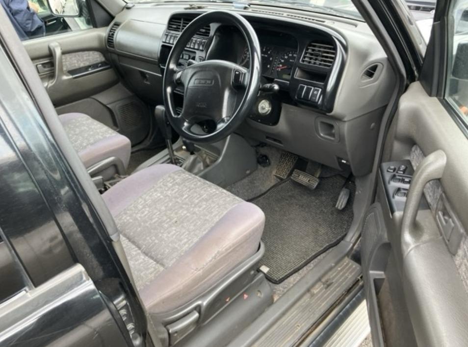 1998 Isuzu Bighorn — photo 9