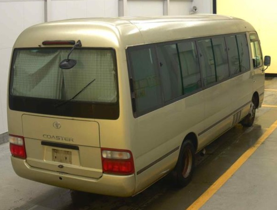 2002 Toyota Coaster — photo 7