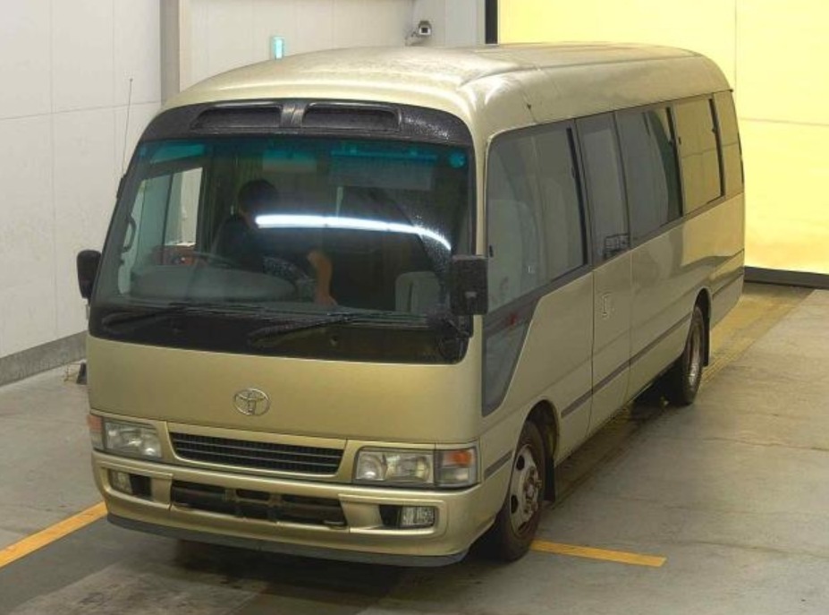 2002 Toyota Coaster — photo 8