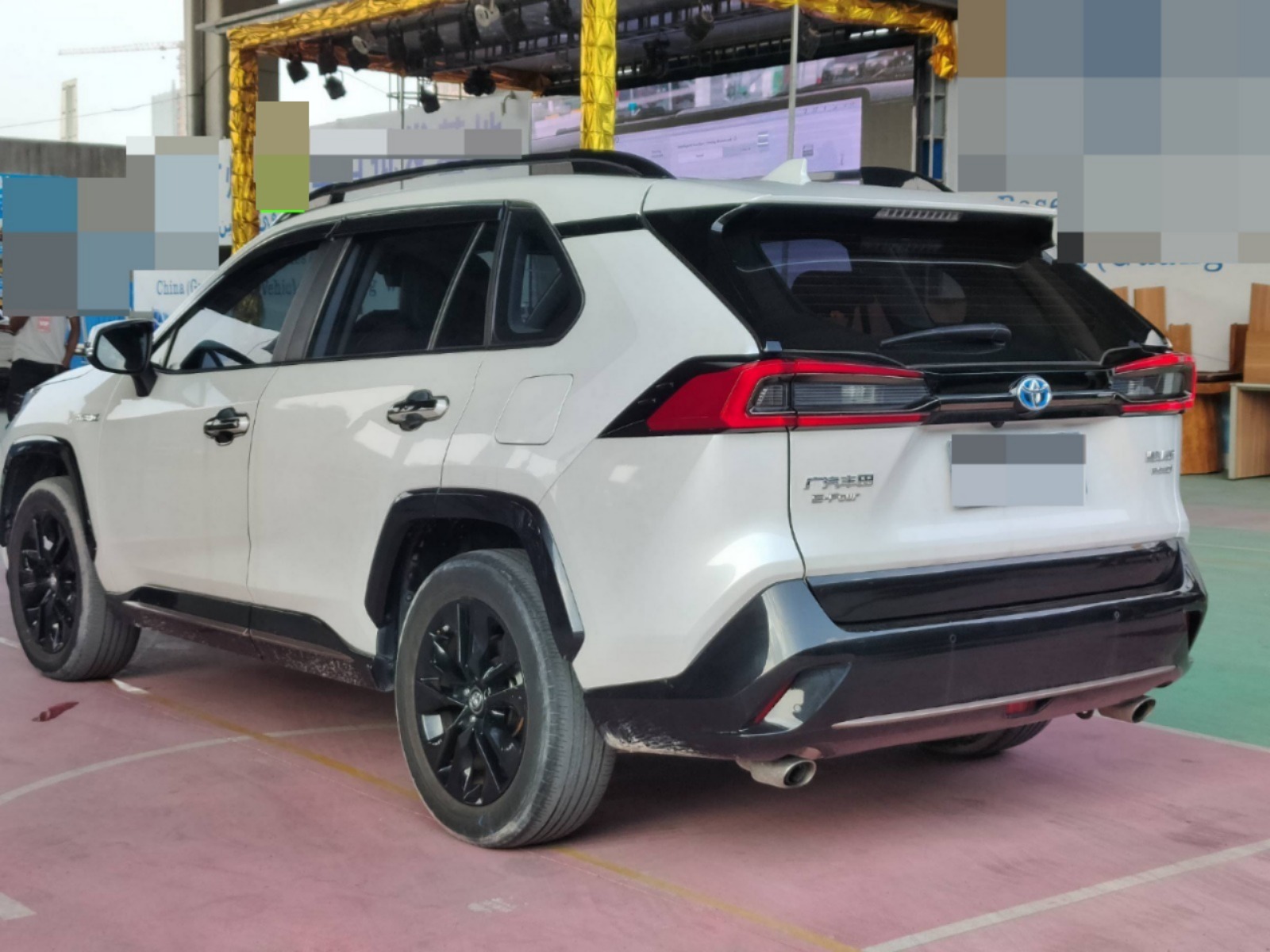 2022 Toyota Wildlander — photo 11