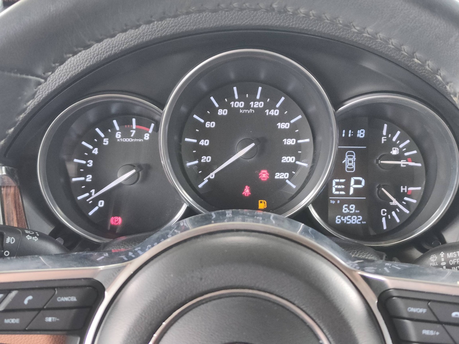 2016 Zotye SR9 — photo 8