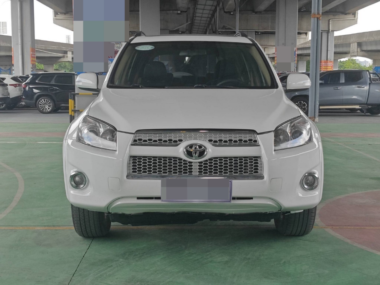 2013 Toyota RAV4 — photo 9