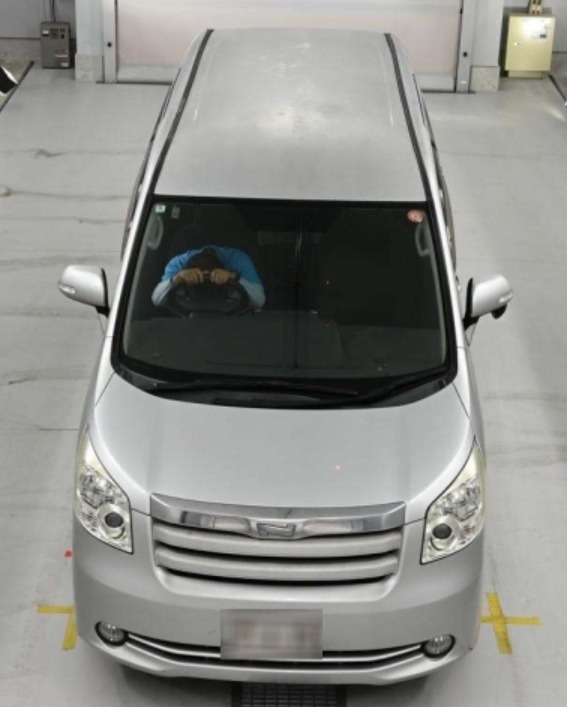 2008 TOYOTA Noah