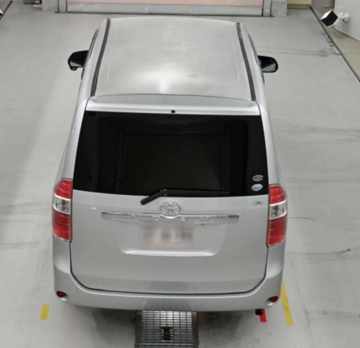 2008 TOYOTA Noah — photo 5