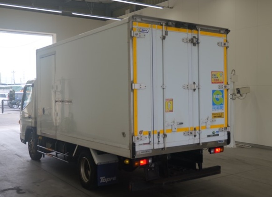 2018 Mitsubishi Canter — photo 3