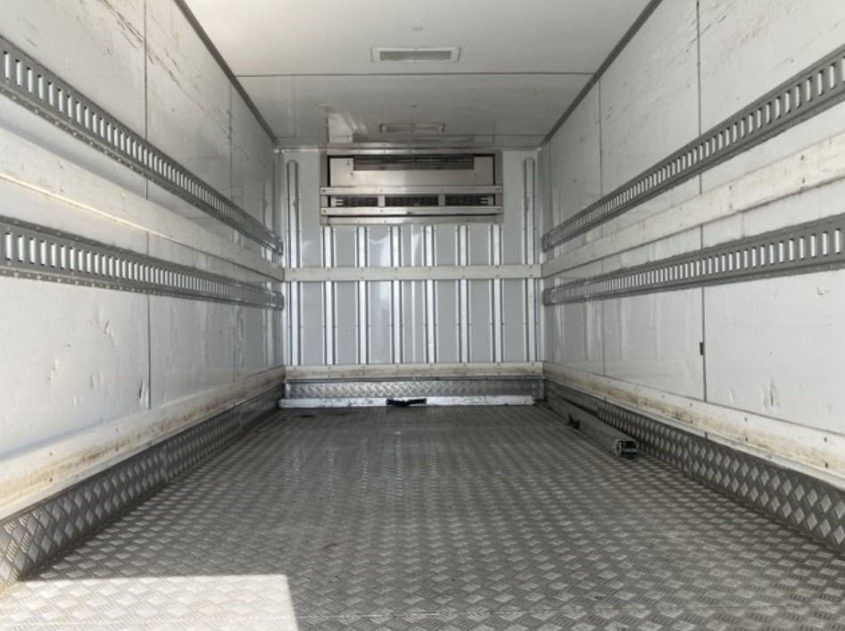 2018 Mitsubishi Canter — photo 8