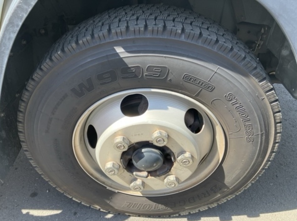 2018 Mitsubishi Canter — photo 9