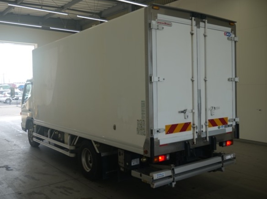2018 Mitsubishi Canter — photo 16