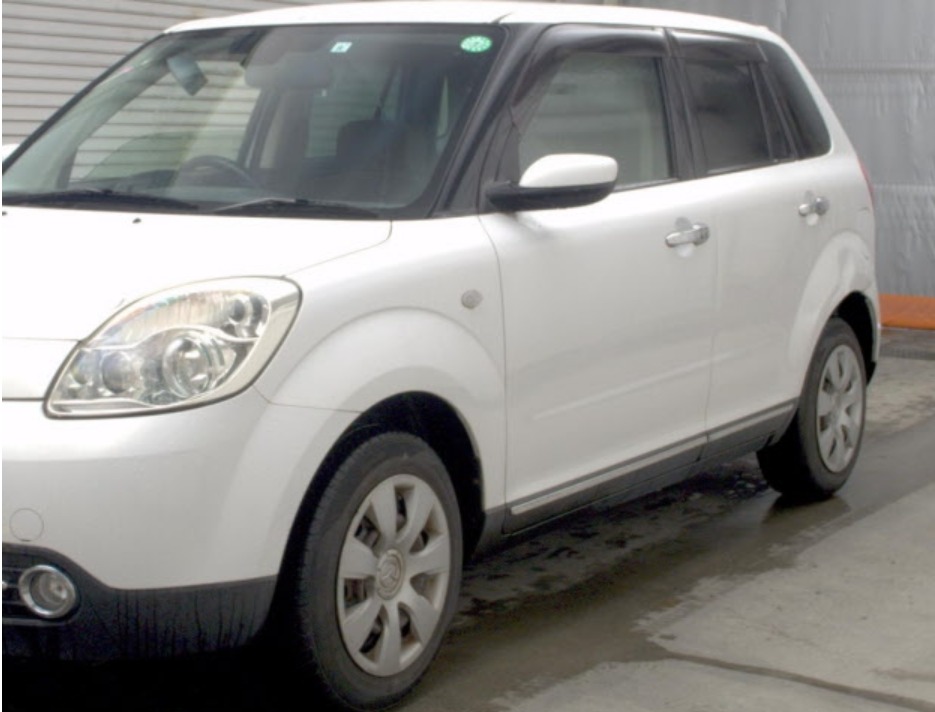 2011 MAZDA Verisa — photo 5