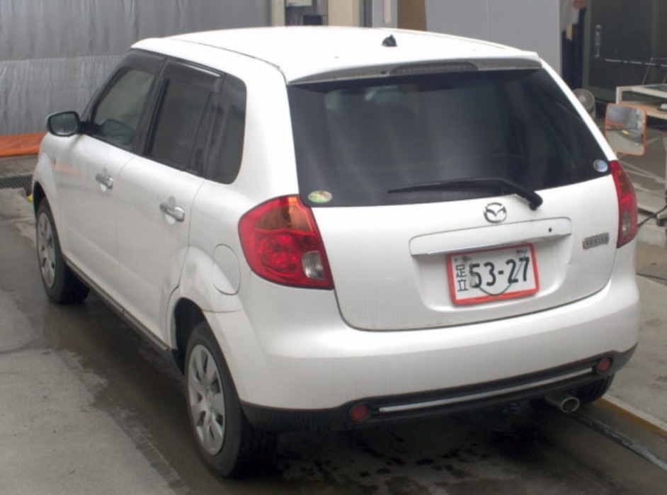 2011 MAZDA Verisa — photo 7