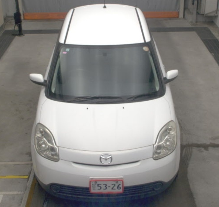 2013 MAZDA Verisa — photo 2