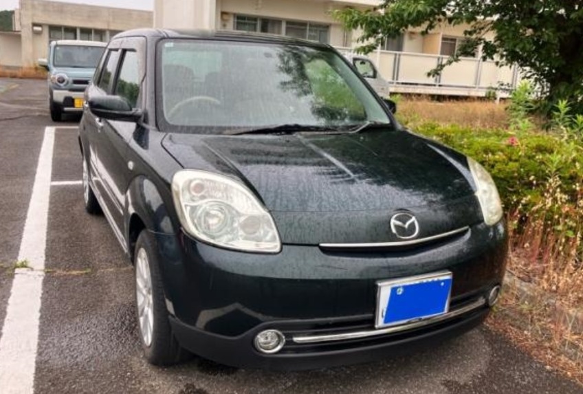 2006 MAZDA Verisa — photo 10