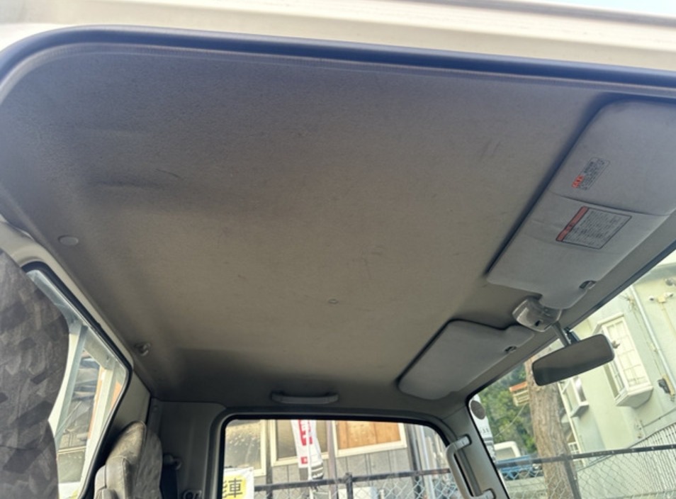 2010 MAZDA Titan — photo 4