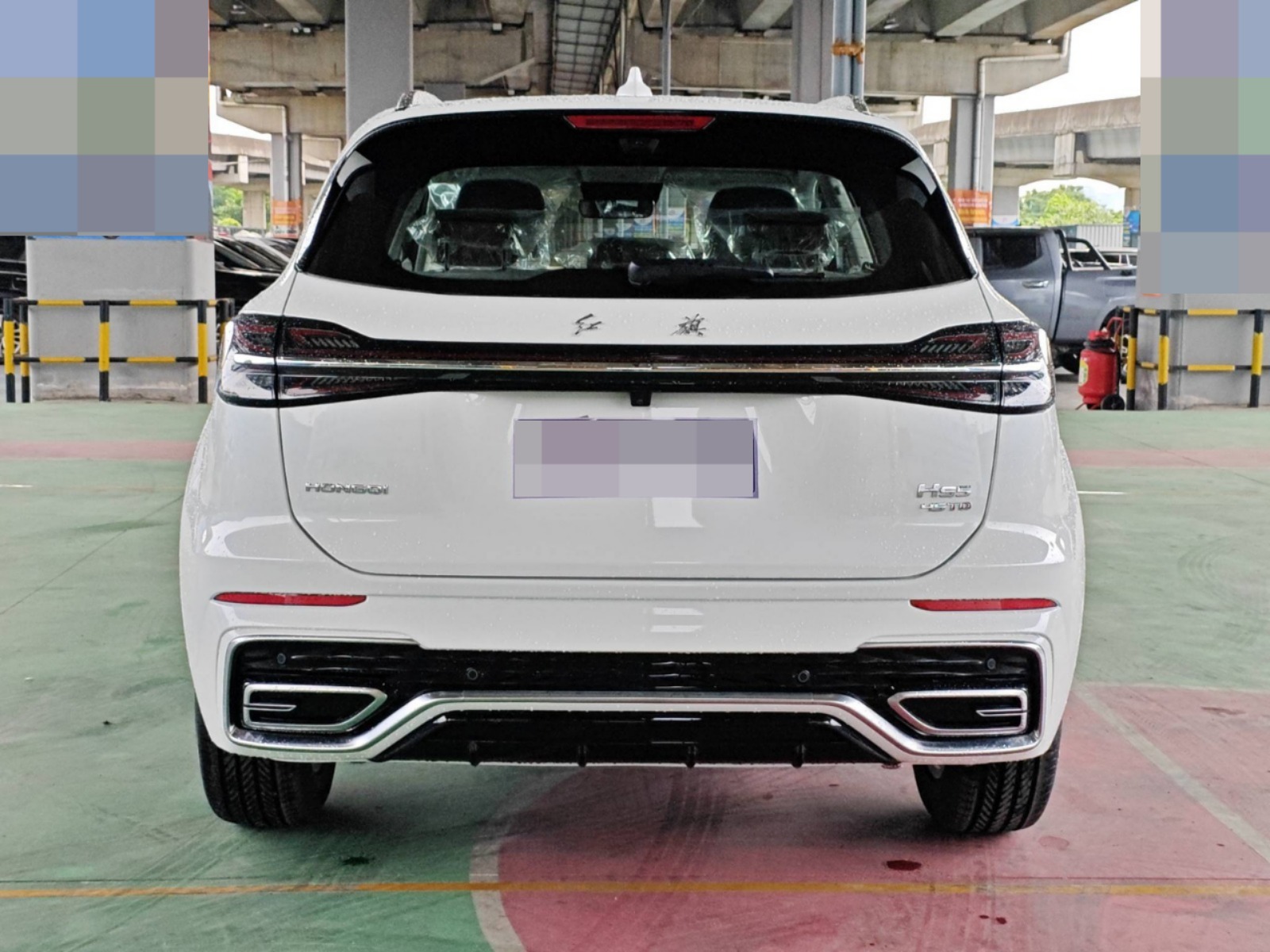 2026 Hongqi HS5 — photo 5