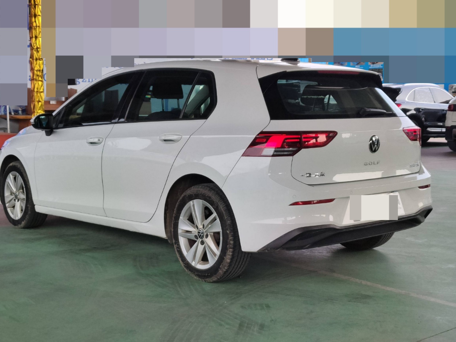 2023 Volkswagen Golf — photo 9
