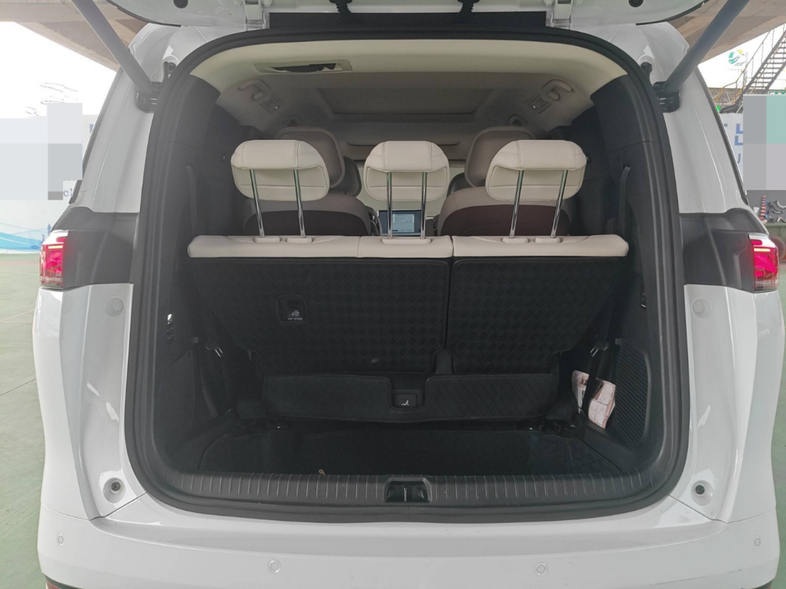 2025 BYD Xia Navigator Edition — photo 4