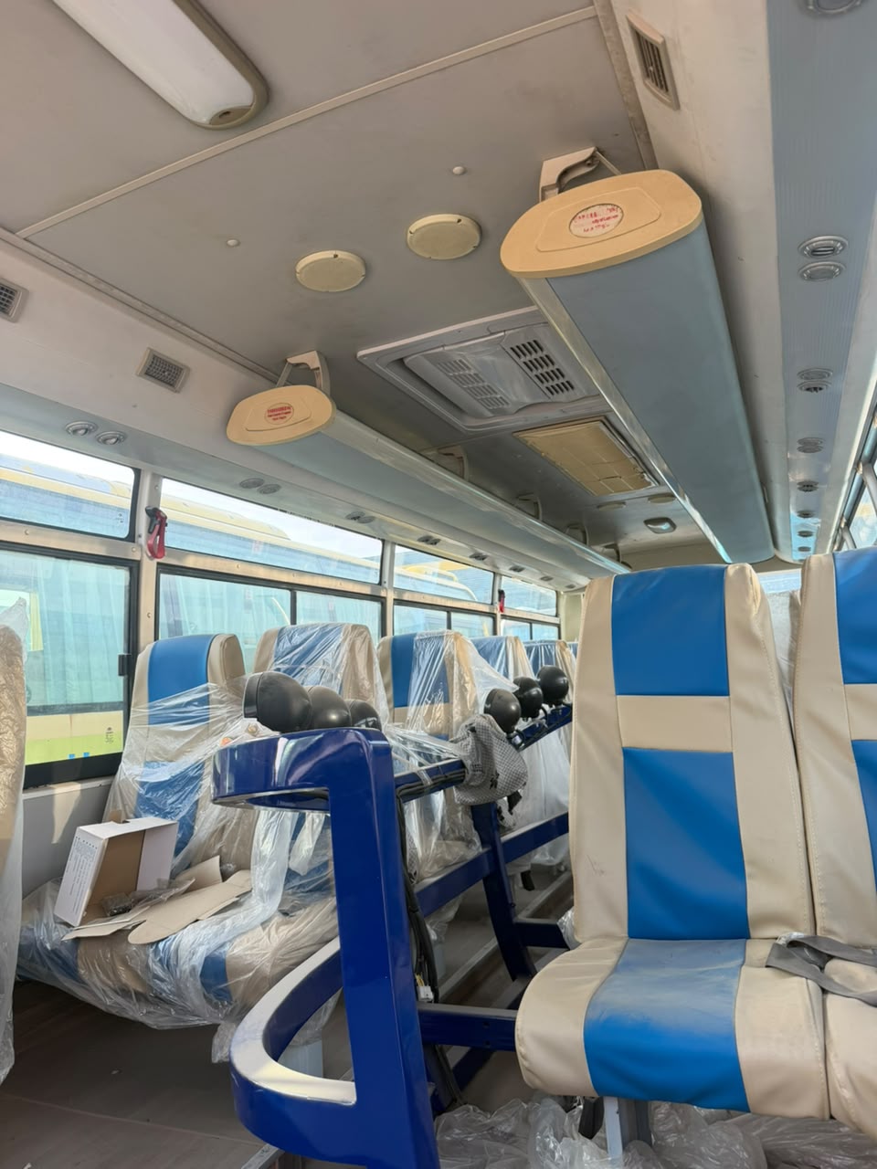 2024 Yutong Mini Bus — photo 6